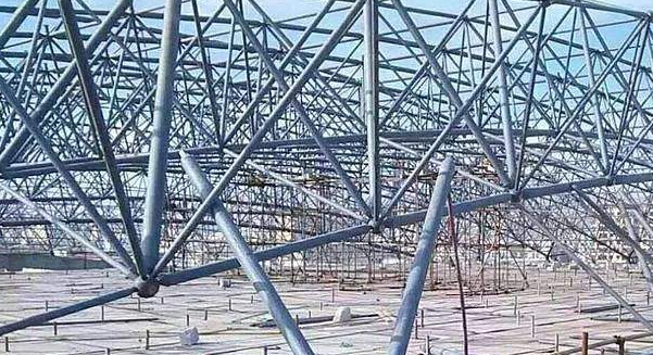 孟州螺栓球网架结构在加工时必要留神的变乱有哪些